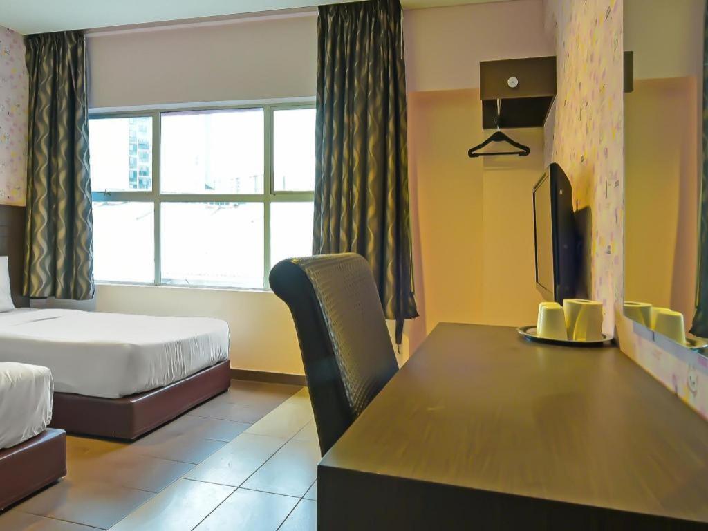 Capital O 90788 New 33 Permaisuri Hotel